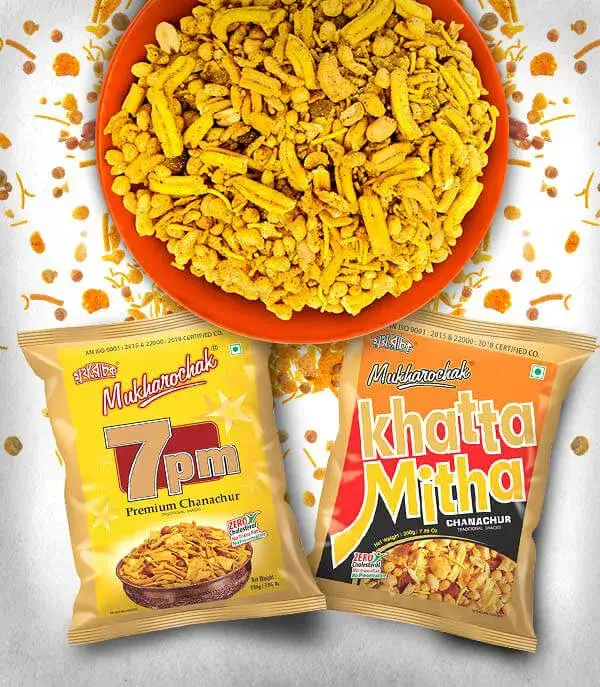 Mukharochak mobile banner image containing a bowl full of chanachur, packets of 7pm premium chanachur and khatta mitha chanachur